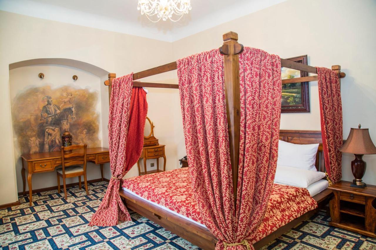 Chateau Zbiroh Екстер'єр фото