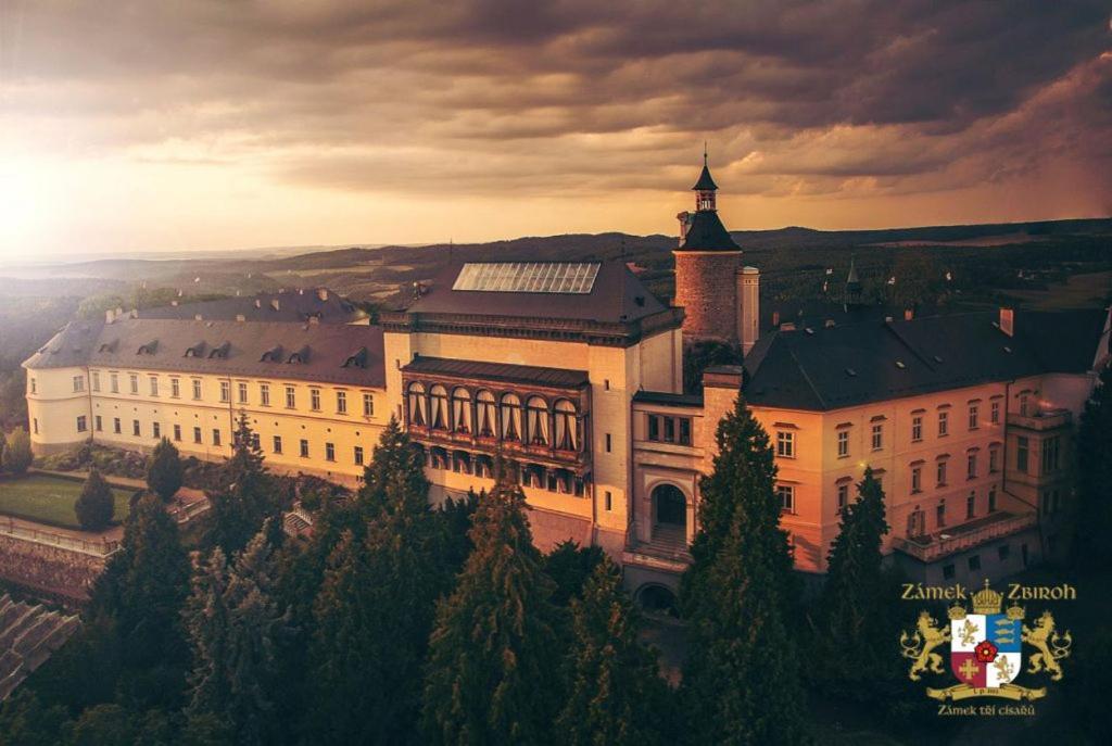 Chateau Zbiroh Екстер'єр фото